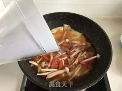 Make Tomato mushroom noodles step 5