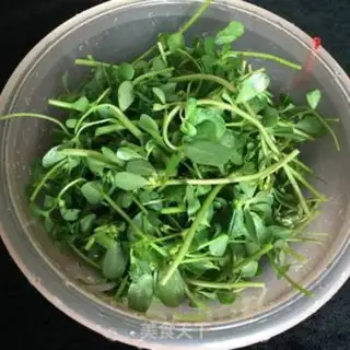 Make Garlic wild vegetables step 0