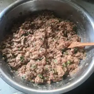 Make oatmeal mushroom pork dumplings step 6