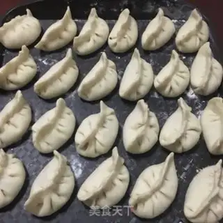 Make oatmeal mushroom pork dumplings step 11