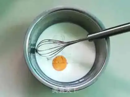 Make Strawberry muffins step 2