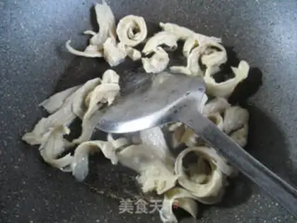 Make Cricket noodles step 2