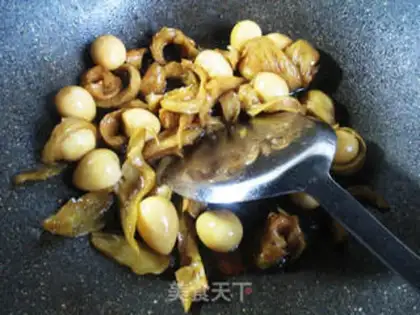 Make Cricket noodles step 9