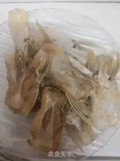 Make Garlic fried salbaby fins step 0