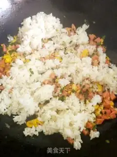 Make Pineapple rice step 6