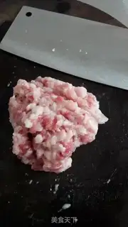 Make Crushed meat makes potatoes step 0