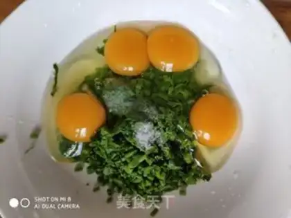 Make Fried eggs step 4