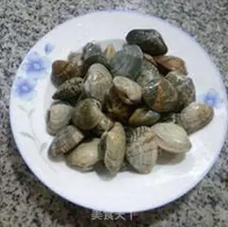 Make Smelts and clams step 1