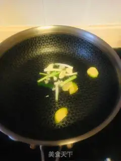 Make Soy sauce and bouquets step 3