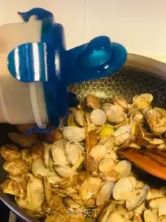 Make Soy sauce and bouquets step 6