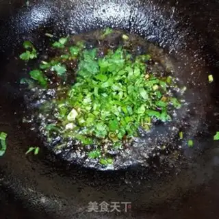 Make Garlic lard step 9