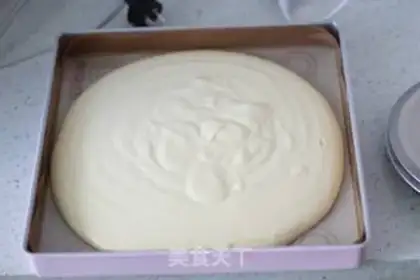 Make Red velvet thaw cake rolls step 16