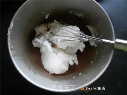 Make Chocolate cupcakes step 7