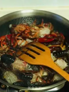 Make Spicy lobster step 8