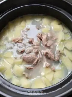 Make Porridge of apples and blue flowers step 9