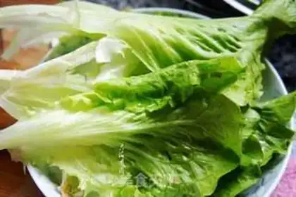 Make Vegetable oak soup step 1