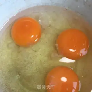 Make Scrambled eggs step 2