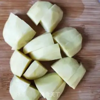 Make A green pumpkin with a bean horn step 4