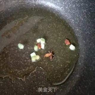 Make A green pumpkin with a bean horn step 5