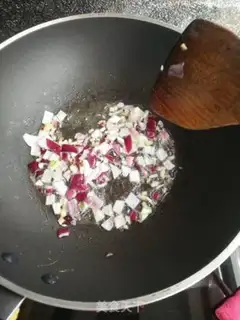 Make Sour-dry potato hand noodles step 4