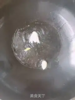Make Spinach fried eggs step 2