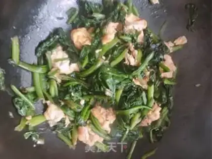 Make Spinach fried eggs step 6