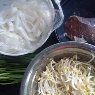 Make Beef fried river powder step 0
