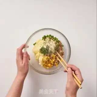 Make A quinoa vegetable burger step 3