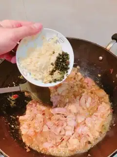 Make Creamed chicken intestines step 6