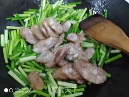 Make Sausage and garlic step 3
