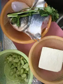 Make Squirt bean petals burning fish heads step 0