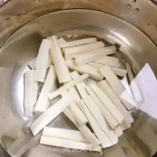 Make Celery Mountain step 1