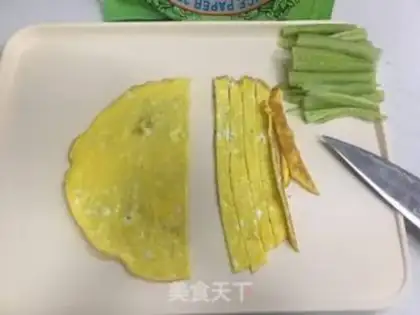 Make Spring rolls step 3