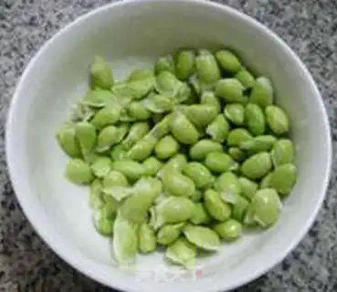 Make Soybeans on the florist step 3