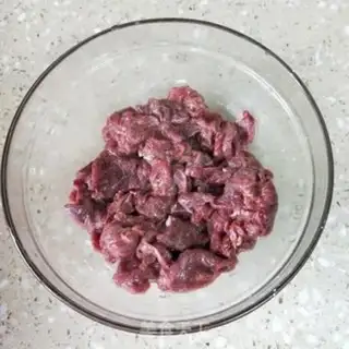 Make Beef and redback soup step 1