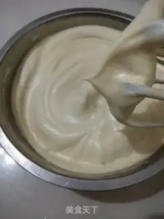 Make Feeding red sugar cinnamon cake step 3