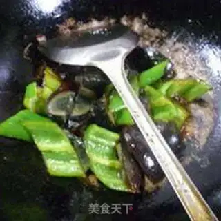 Make Pepper fried eggs step 7