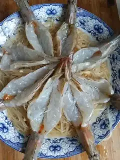 Make Garlic fans steam out the back shrimp step 6