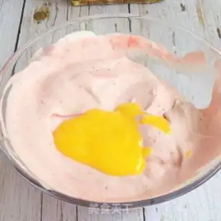 Make Strawberry ice cream step 12