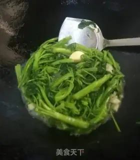 Make Garlic cabbage step 4