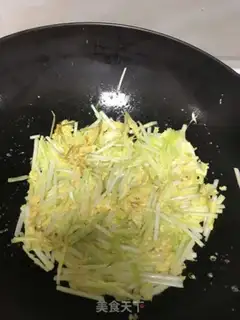 Make Omelette eggs step 4