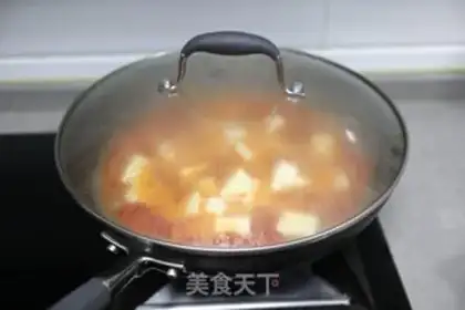 Make Golden Tomato Tofu soup step 5