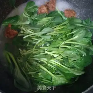 Make Chicken caterpillar soup step 1