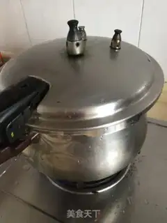 Make Saiyang broth step 4