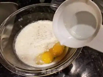 Make Onion muffins step 1
