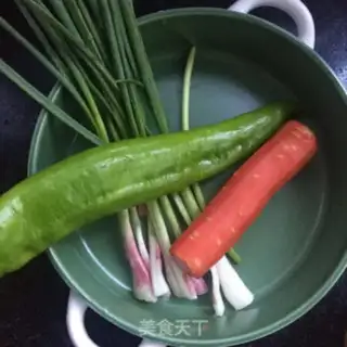 Make Pepper egg fried rice step 1