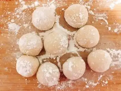 Make A rice sesame cake step 3