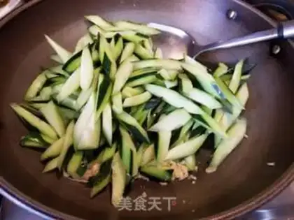 Make Shrimp-skinned cucumber step 7
