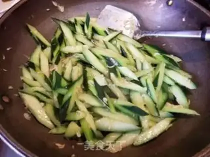 Make Shrimp-skinned cucumber step 8