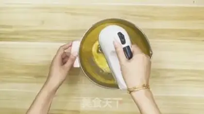 Make Salted egg egg boy step 0